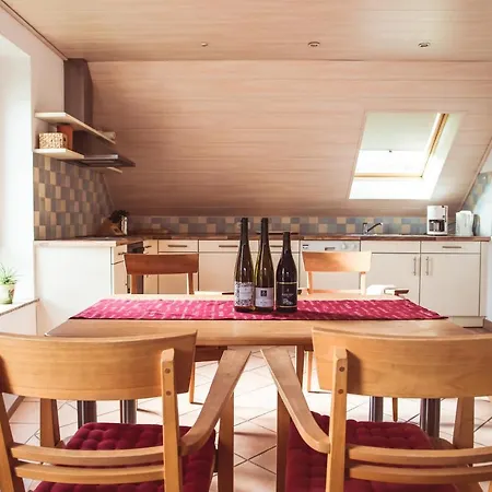 Gastehaus Weingut Arns * Reil