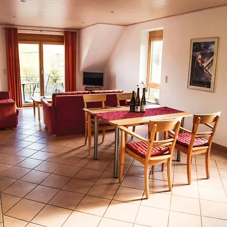 Gastehaus Weingut Arns Casa di campagna Reil